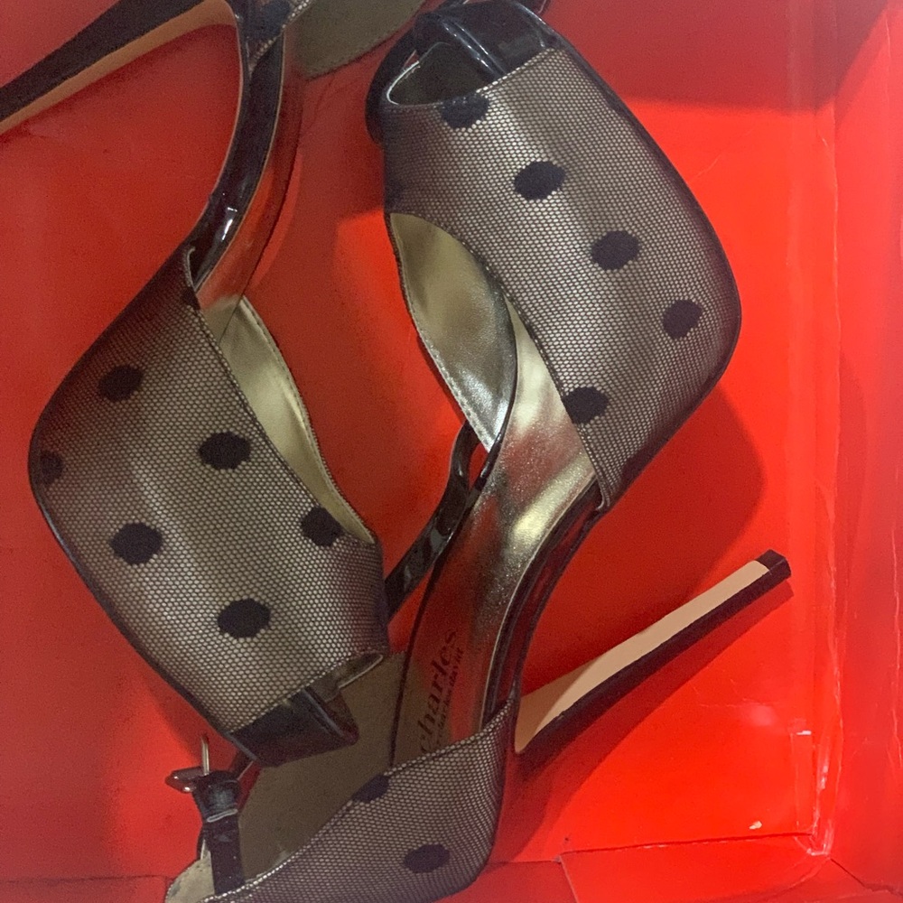 Brand new beautiful Charles by Charles David heel shoes size 7.5.